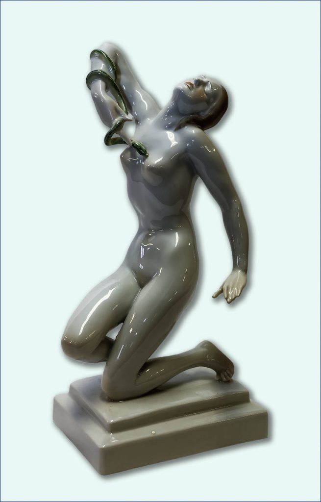 Herend figur.